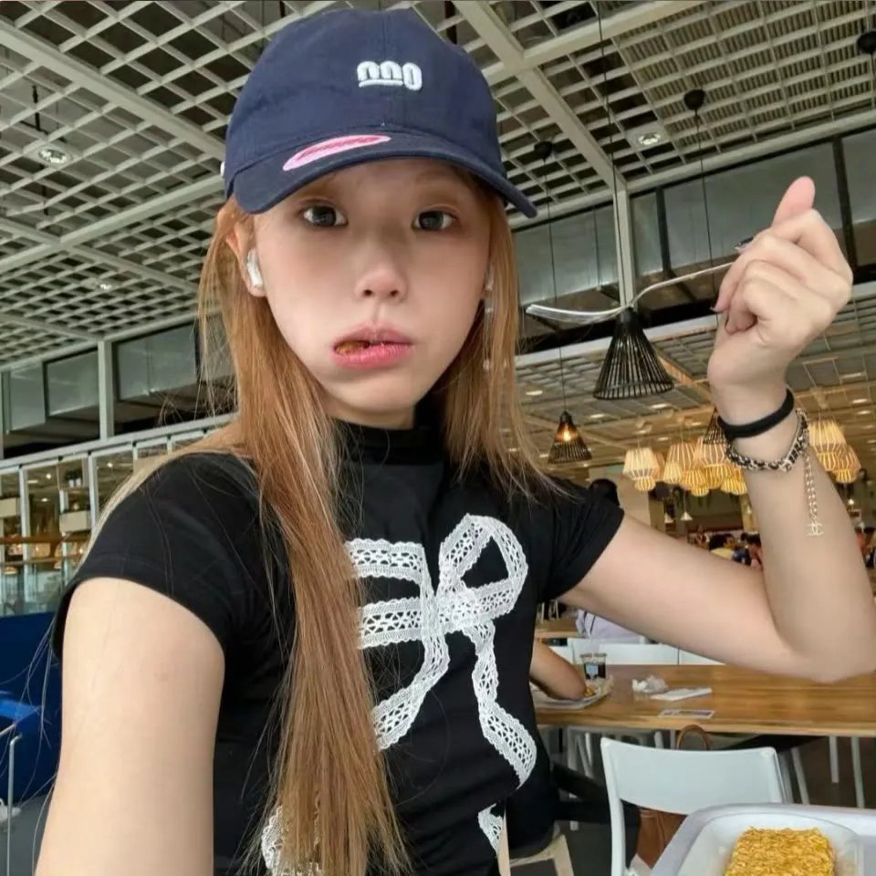 她不土，她是我妹妹